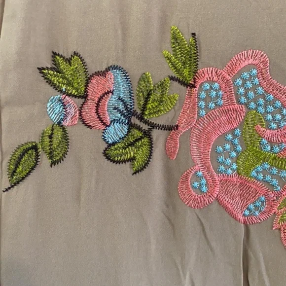 SOLD OUT Olive Floral Embroidered Cover Up Duster Kimono - Picture 8 of 10